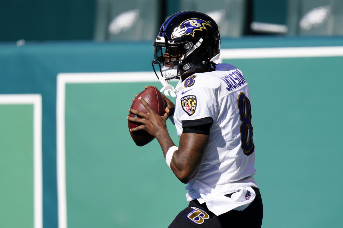 Lamar Jackson praises Ravens’ defense, says he’s ‘tired’ of seeing them already