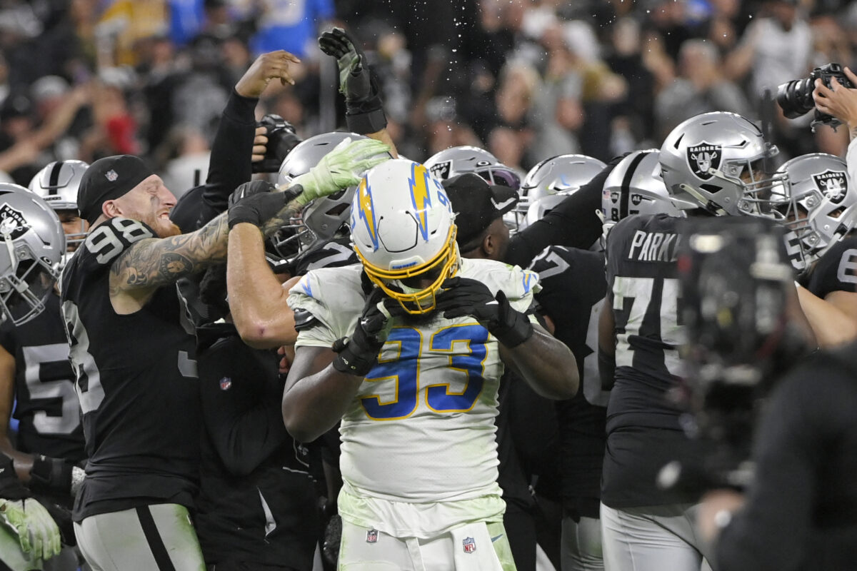 Twitter reacts to Chargers’ season-ending loss to Raiders