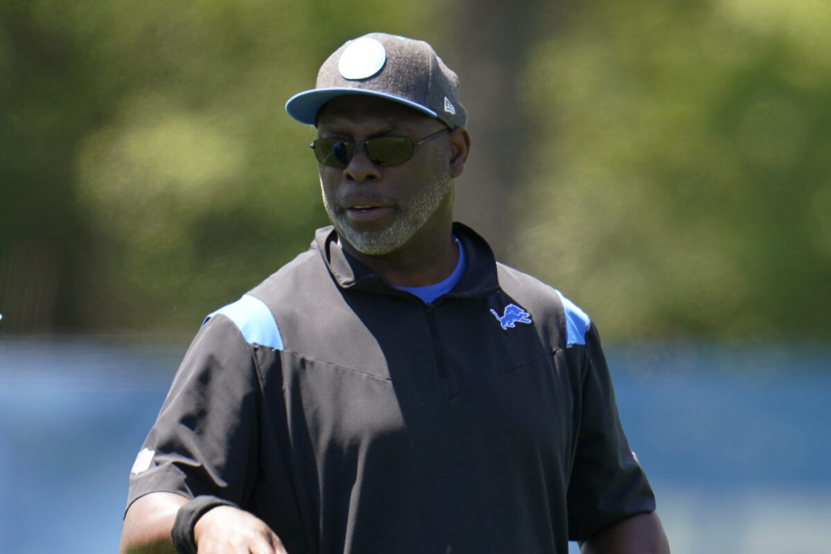 Lions officially part ways with OC Anthony Lynn