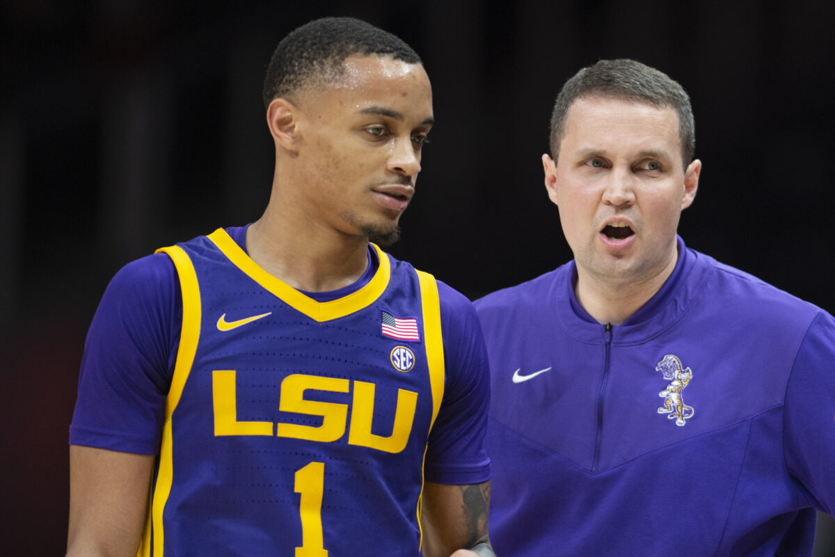 LSU Basketball: Tigers upset Tennessee in Baton Rouge