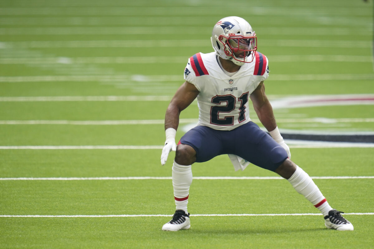 Former Texas safety Adrian Phillips agrees to three-year extension with New England Patriots