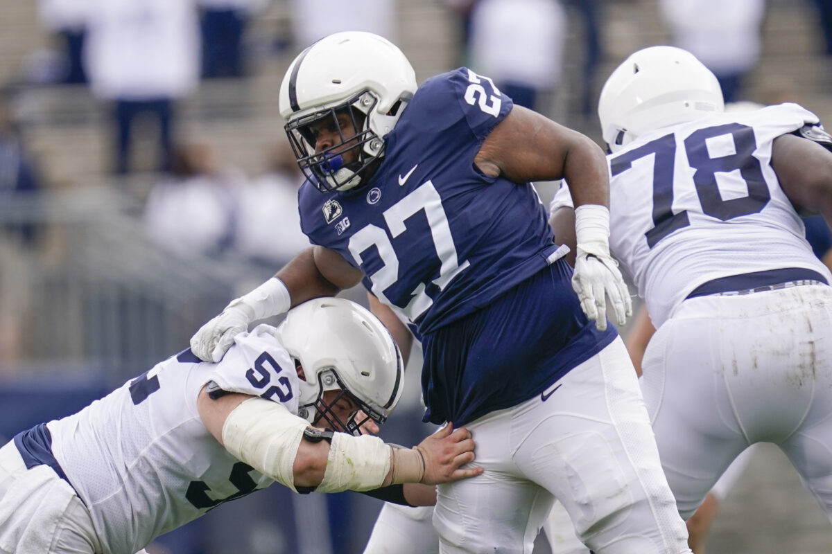 Penn State defensive tackle announces retirement