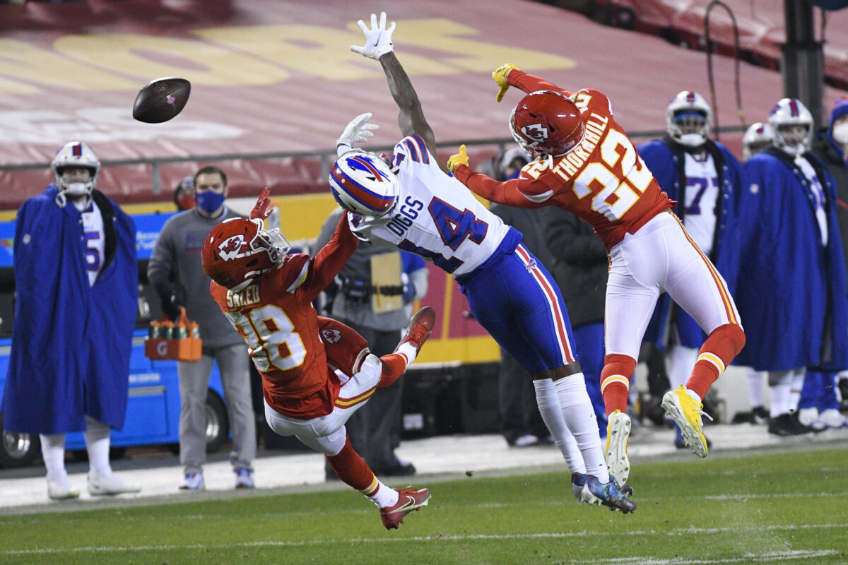 Chiefs slight opening favorites over Bills in divisional round