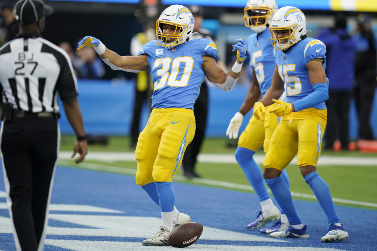 Chargers draw blood first with Austin Ekeler’s rushing touchdown