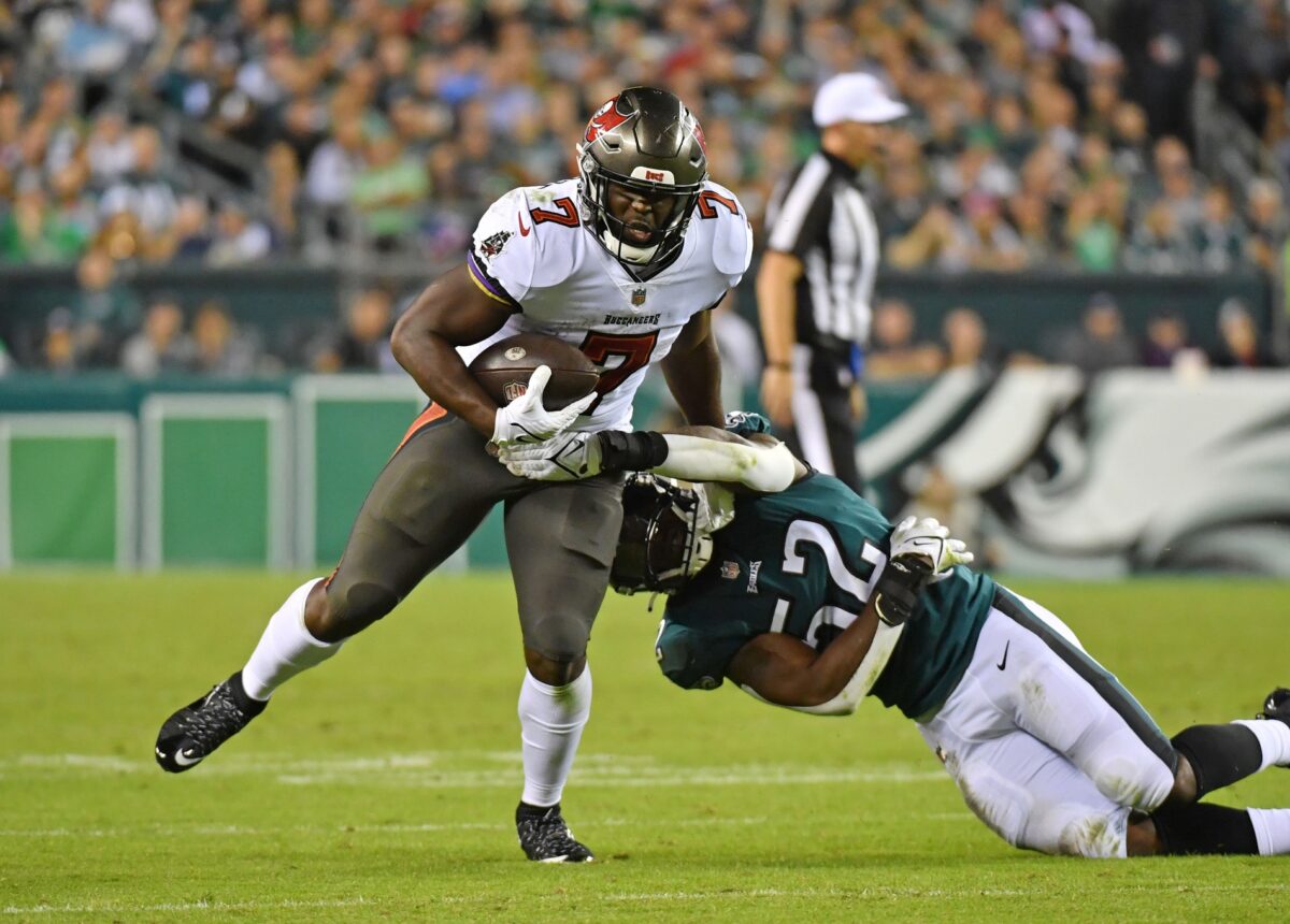 Eagles vs. Bucs: Tampa to be without RB Leonard Fournette for wild card matchup