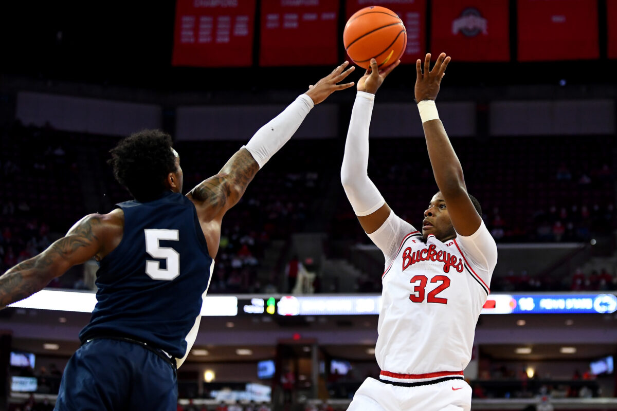 Ohio State leads Penn State in slow first half