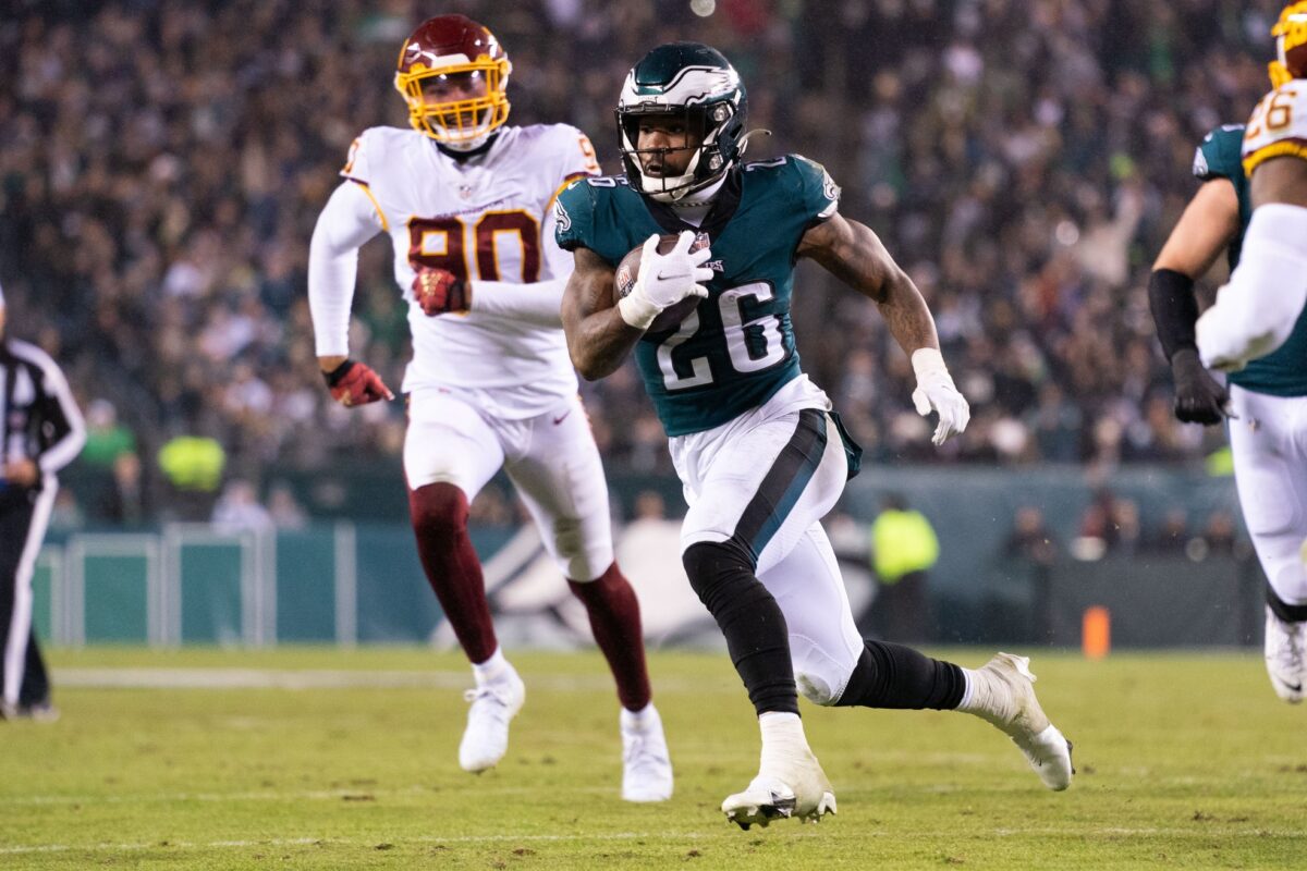 Eagles’ 53 man roster for wild card matchup vs. Bucs with news and notes