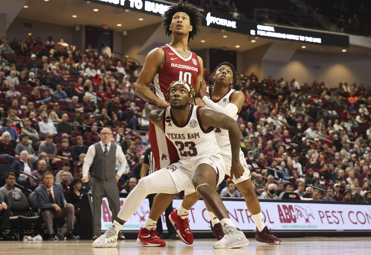 Beyond the Box: Arkansas out of sync and running out of time