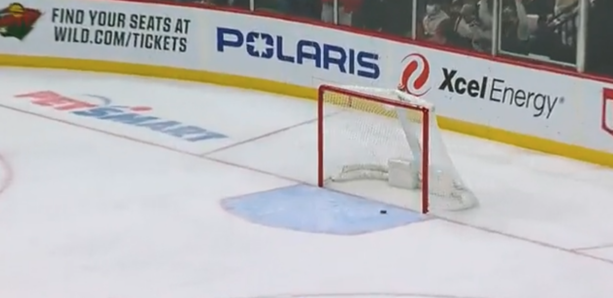 Capitals’ Carl Hagelin accidentally scores own goal on delayed power play in hilarious blunder