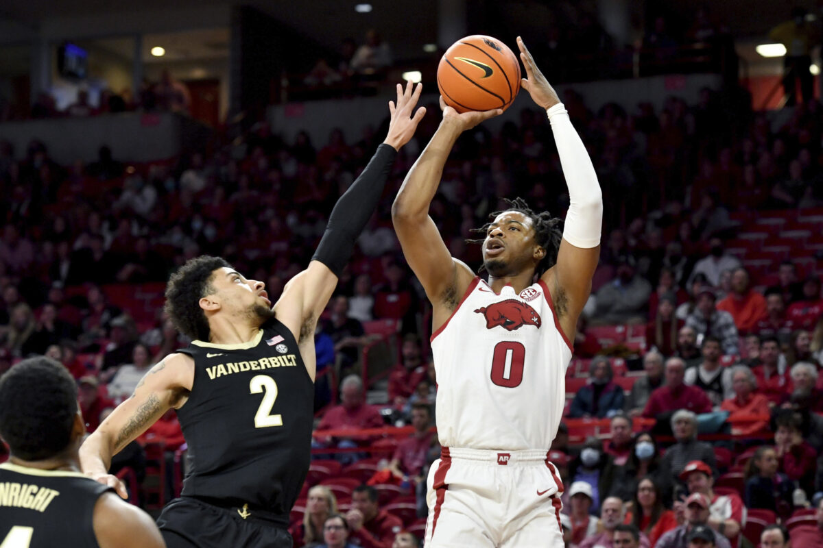 Trouble in paradise: Arkansas falls to Vandy at Bud Walton Arena