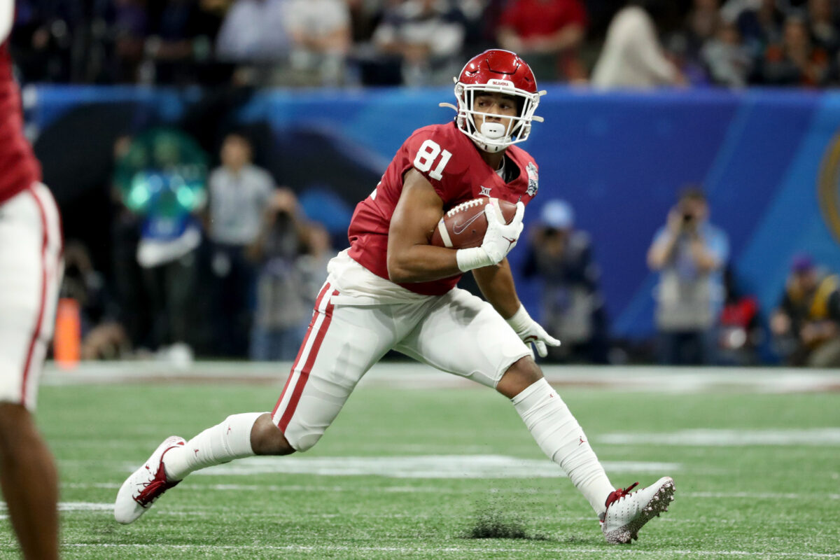 Athlon Sports picks the Oklahoma Sooners to finish second in the Big 12 in early 2022 projections