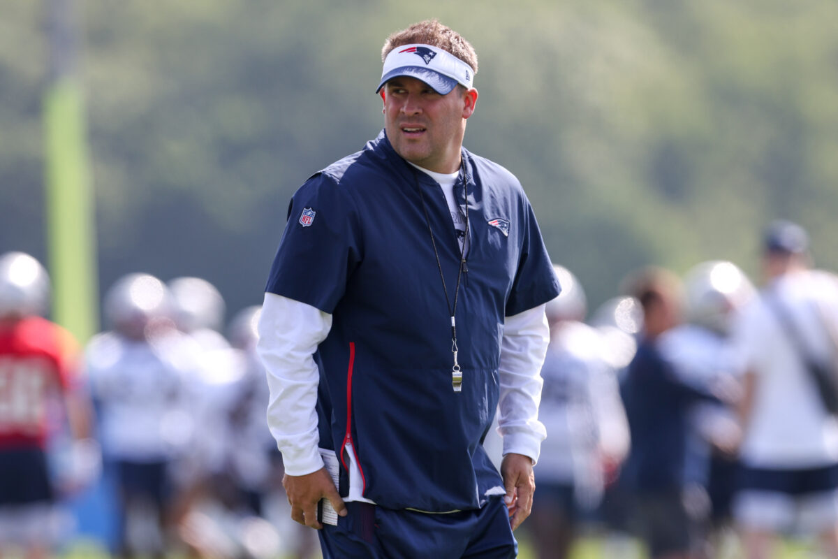 Raiders request interview with Patriots OC Josh McDaniels for open head coach job