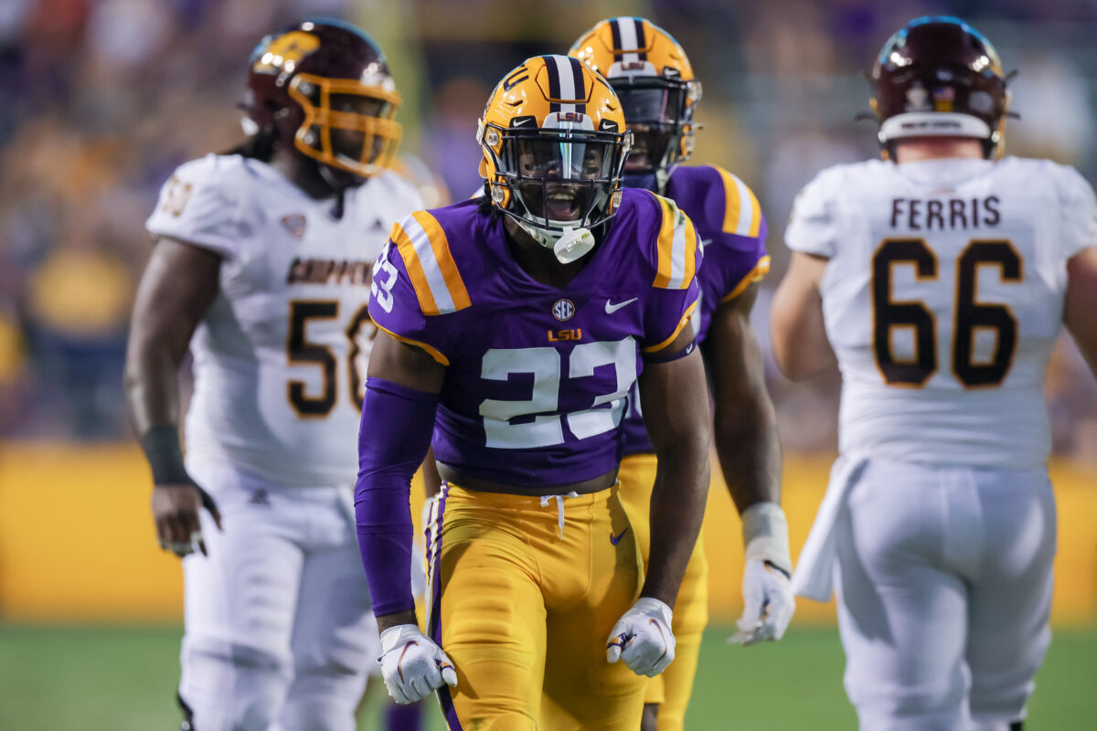 LSU linebacker Micah Baskerville to declare for the draft