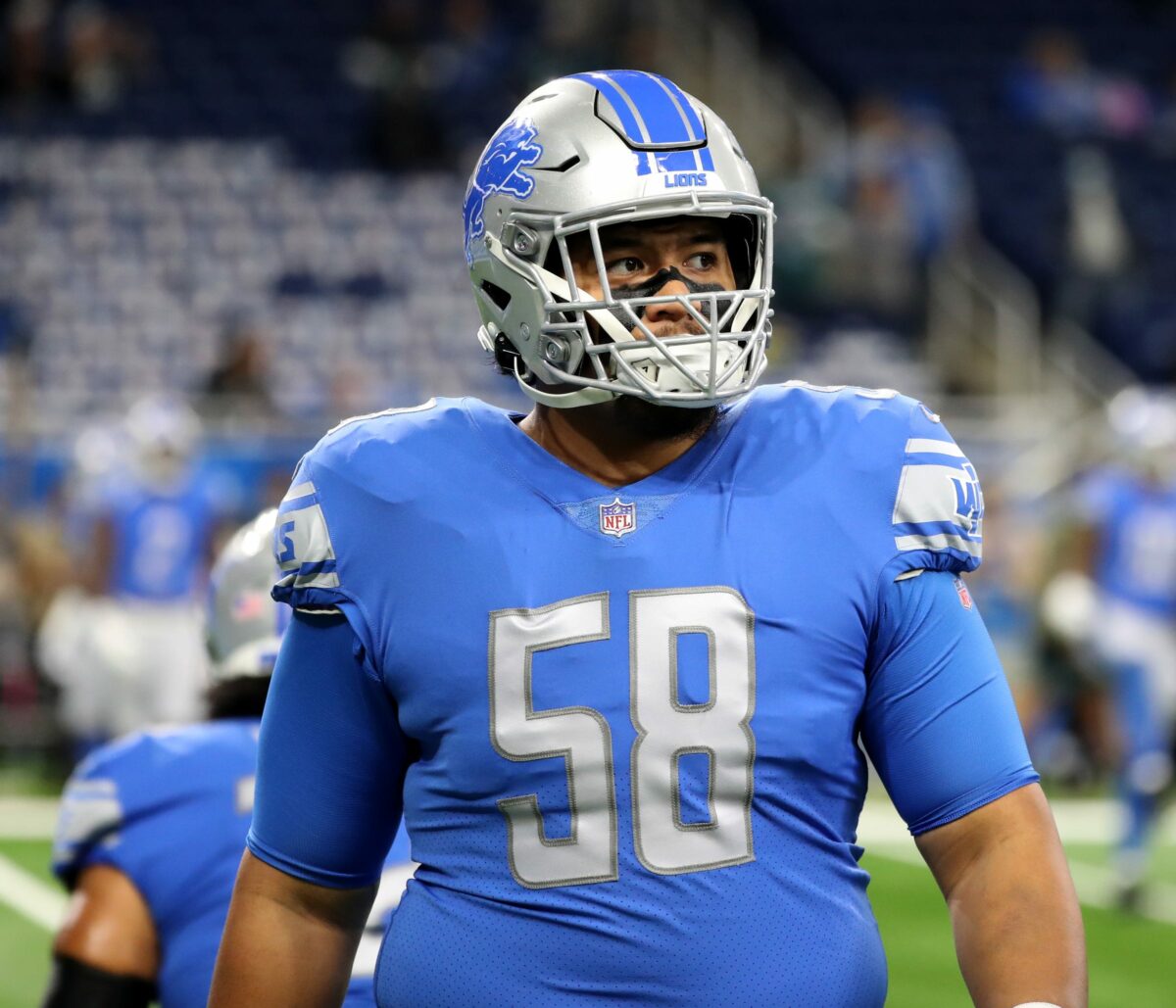 Lions tackles Penei Sewell, Taylor Decker still symptomatic with COVID, status for Week 18 in doubt