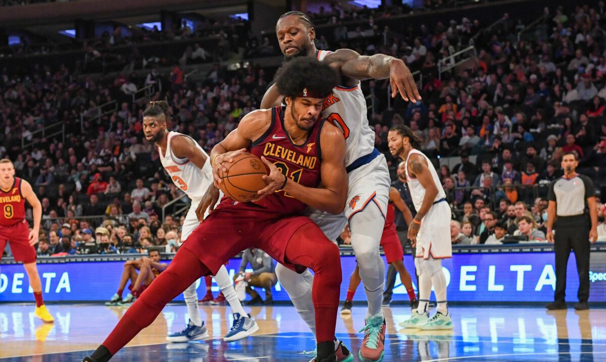 New York Knicks at Cleveland Cavaliers odds, picks and predictions