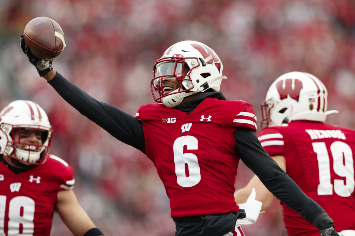A Wisconsin cornerback is changing positions