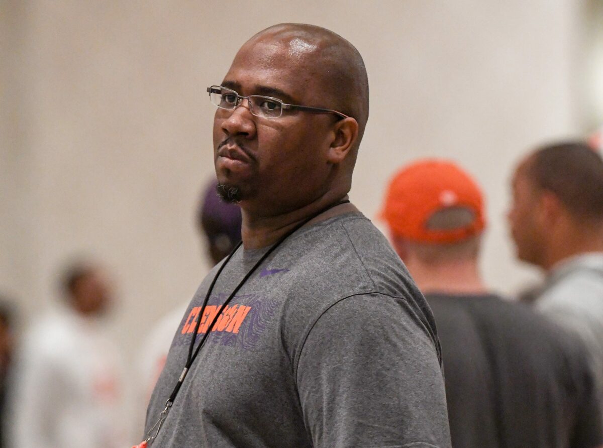 Oklahoma set to hire Clemson’s Todd Bates as co-defensive coordinator per report