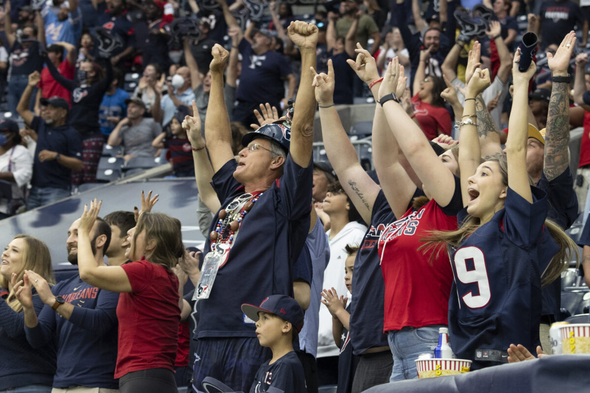 Texans offering savings, flexibility for season ticket holders as part of Fan Appreciation Week