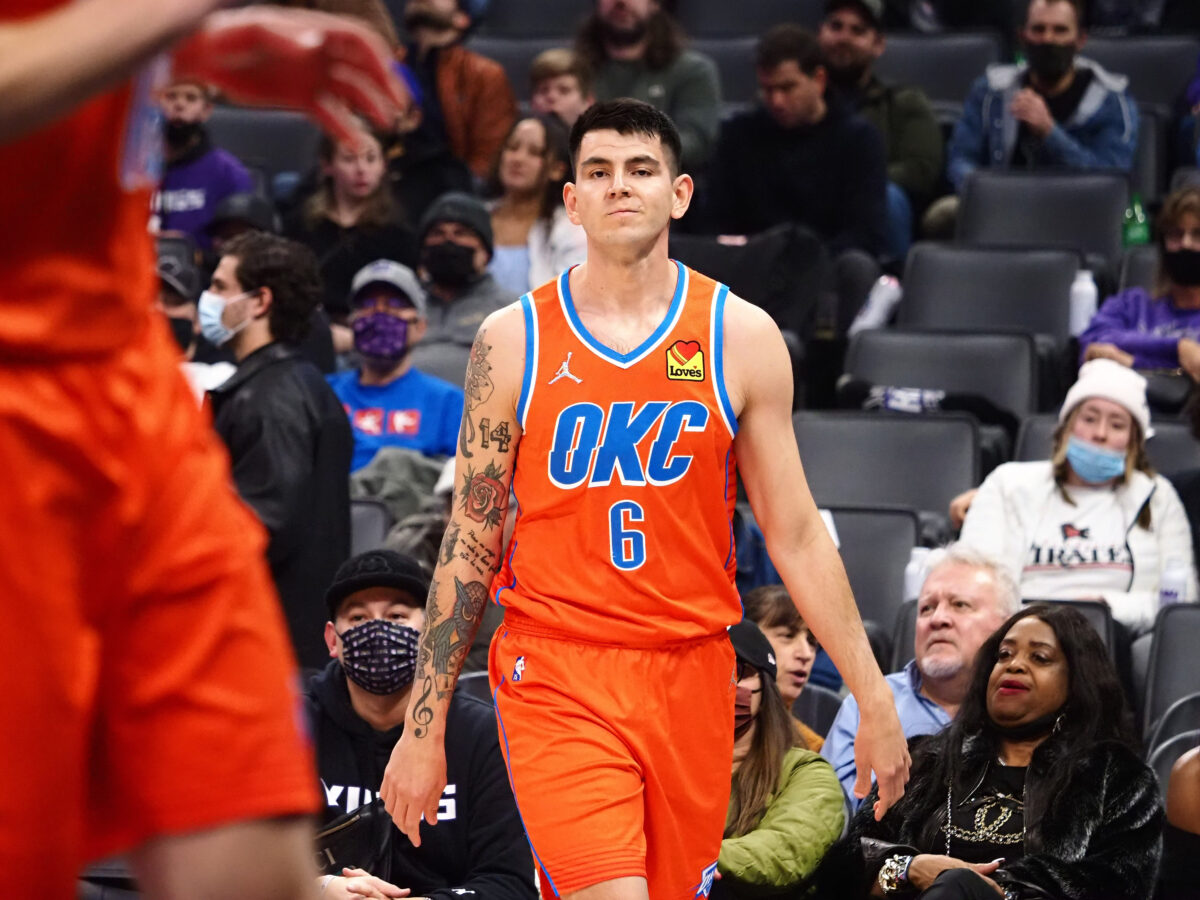 OKC Thunder news: Thunder acquire and release Miye Oni, also waive Gabriel Deck
