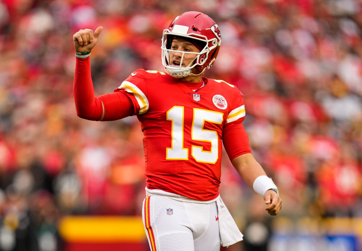 Chiefs clinch No. 2 seed in AFC, wild-card opponent still to be determined