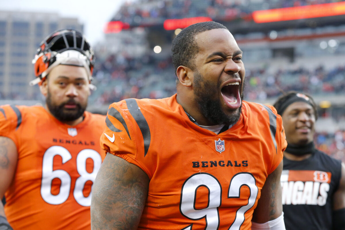 B.J. Hill’s spectacular Big Man INT leads to Bengals tying Chiefs in AFC Championship game