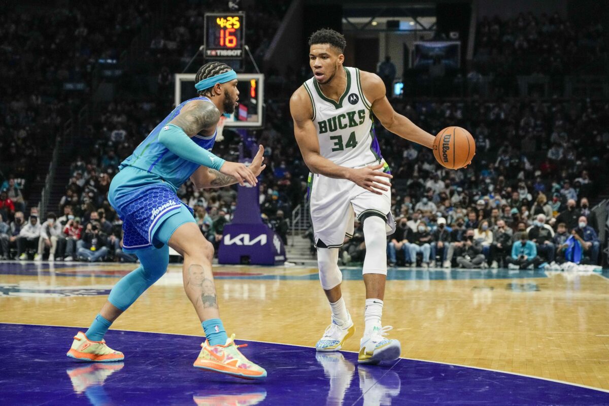 Milwaukee Bucks at Charlotte Hornets live stream, TV channel, time, preview and prediction, how to watch the NBA