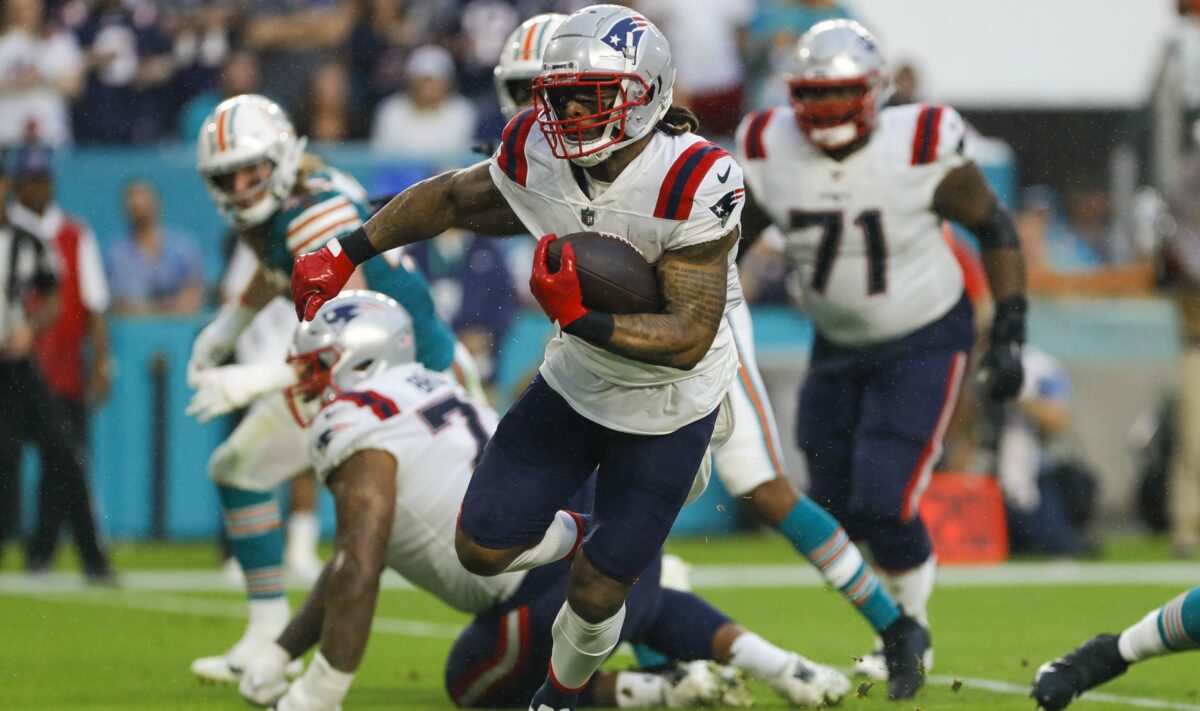 Patriots RB Brandon Bolden reacts to controversial penalty in loss to Dolphins