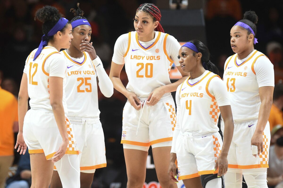 Lady Vols defeat Kentucky, remain unbeaten in conference play