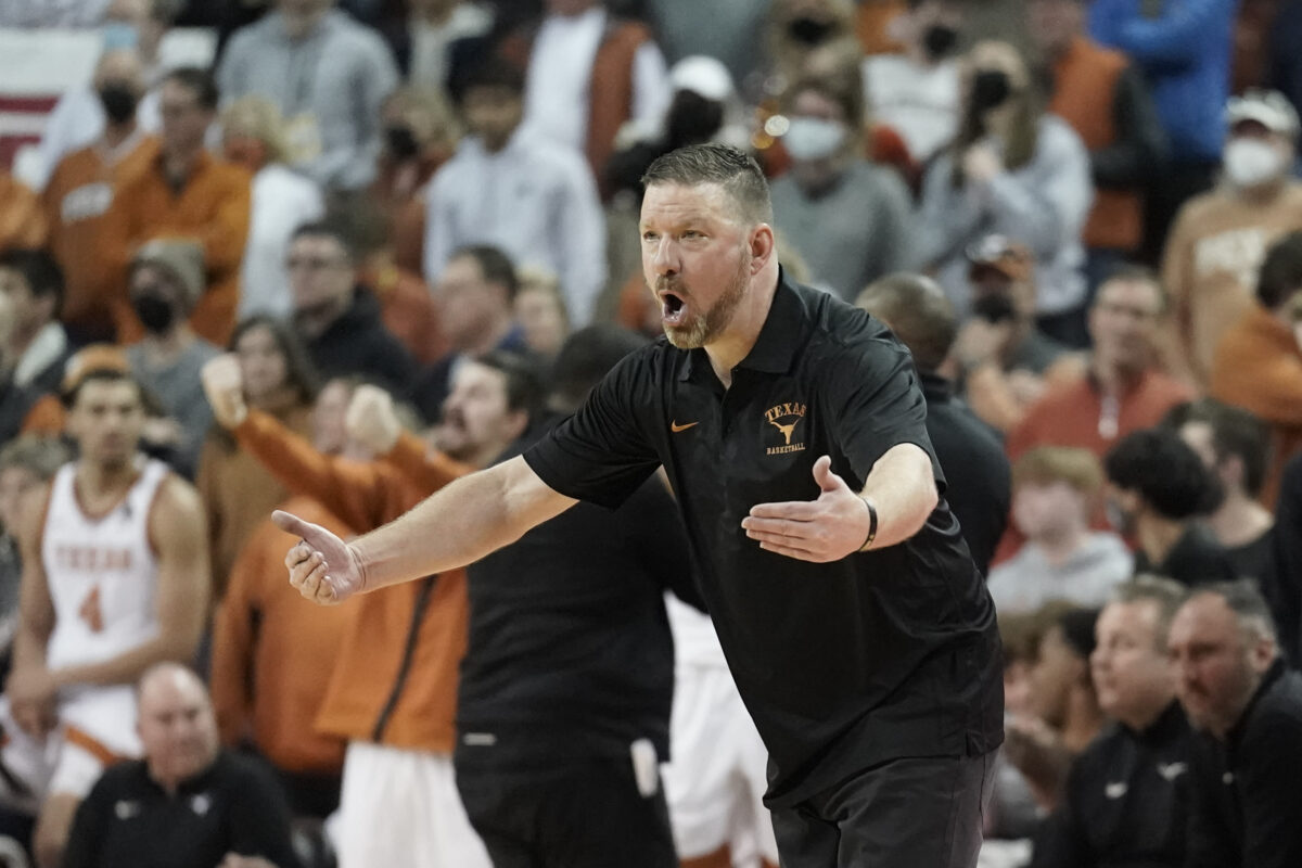 Texas moves up four spots in the latest Ferris Mowers Coaches Poll