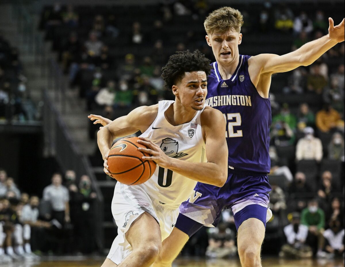 How it happened: A big first half helps Oregon steamroll the Huskies, 84-56
