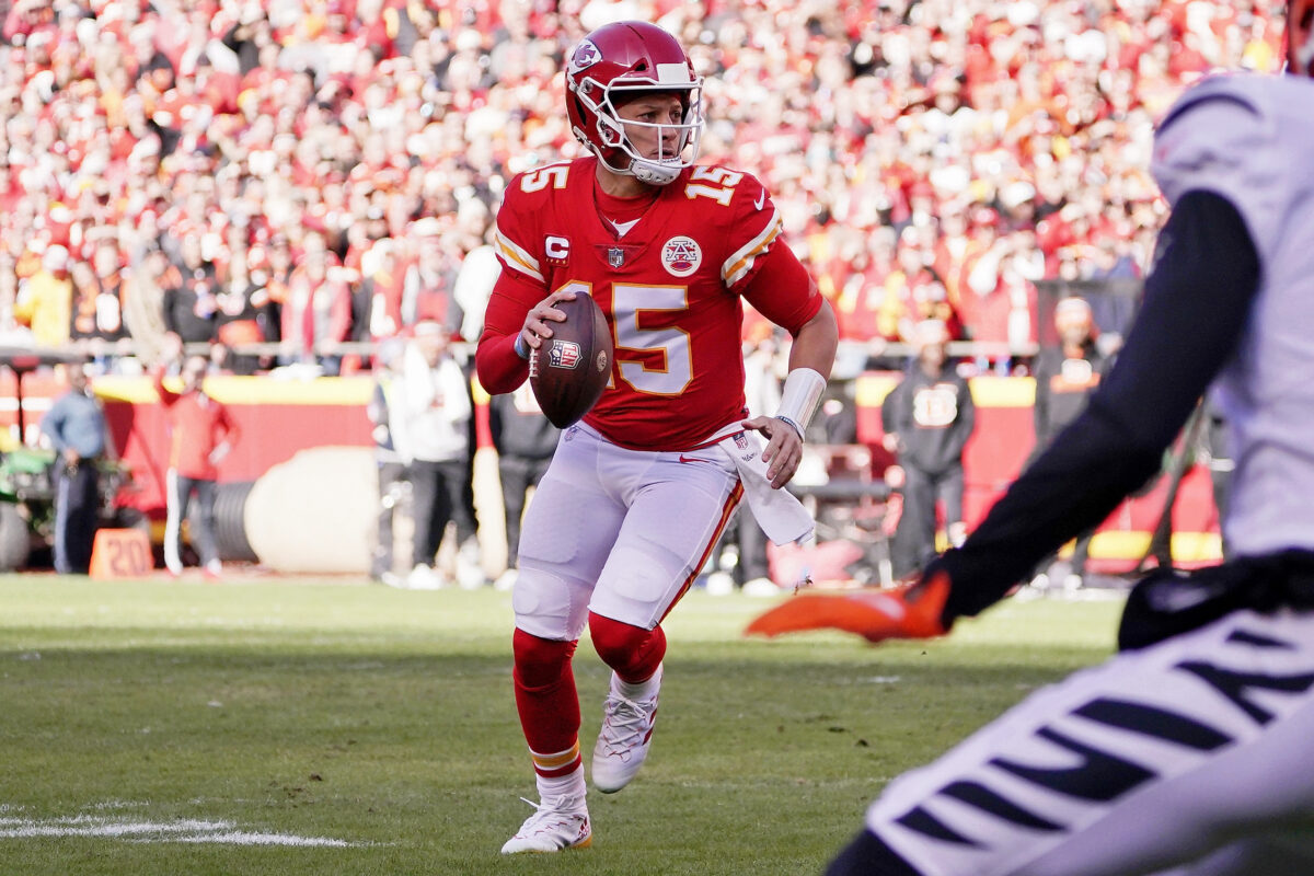 Mahomes Magic provides a pair of early Chiefs touchdowns