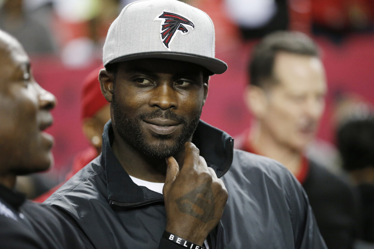 Mike Vick makes a compelling case for why he never uses himself in Madden 04