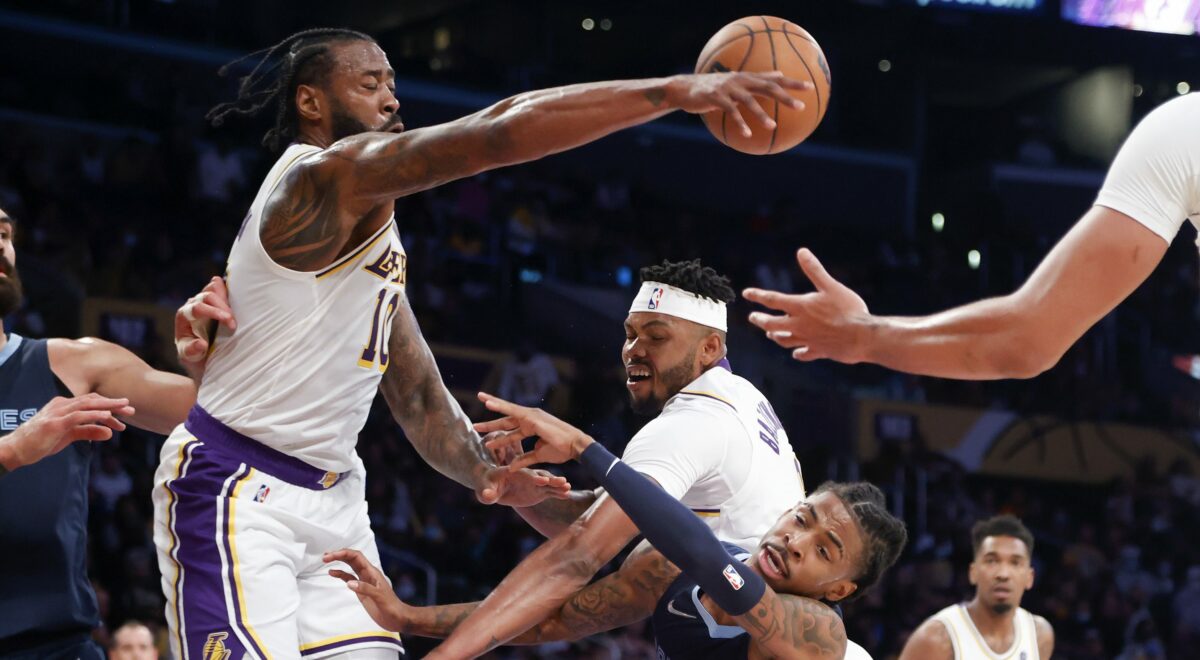 Report: Lakers looking to trade Kent Bazemore, DeAndre Jordan