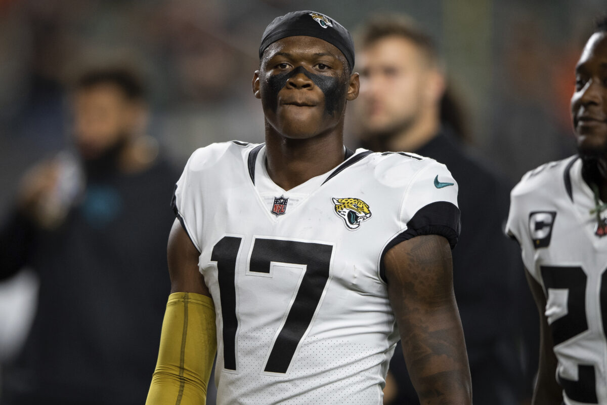 Poll: What should the Jags do with D.J. Chark Jr.?