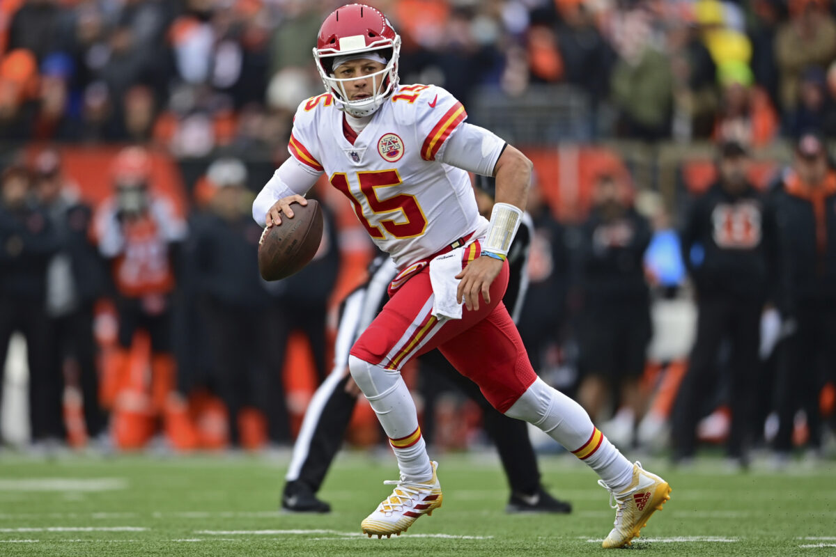 Chiefs open as touchdown favorites over Bengals in AFC championship game