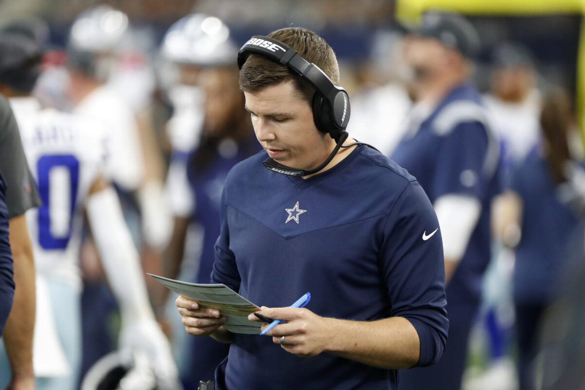 Report: Cowboys OC Kellen Moore not expected to get head coaching offer