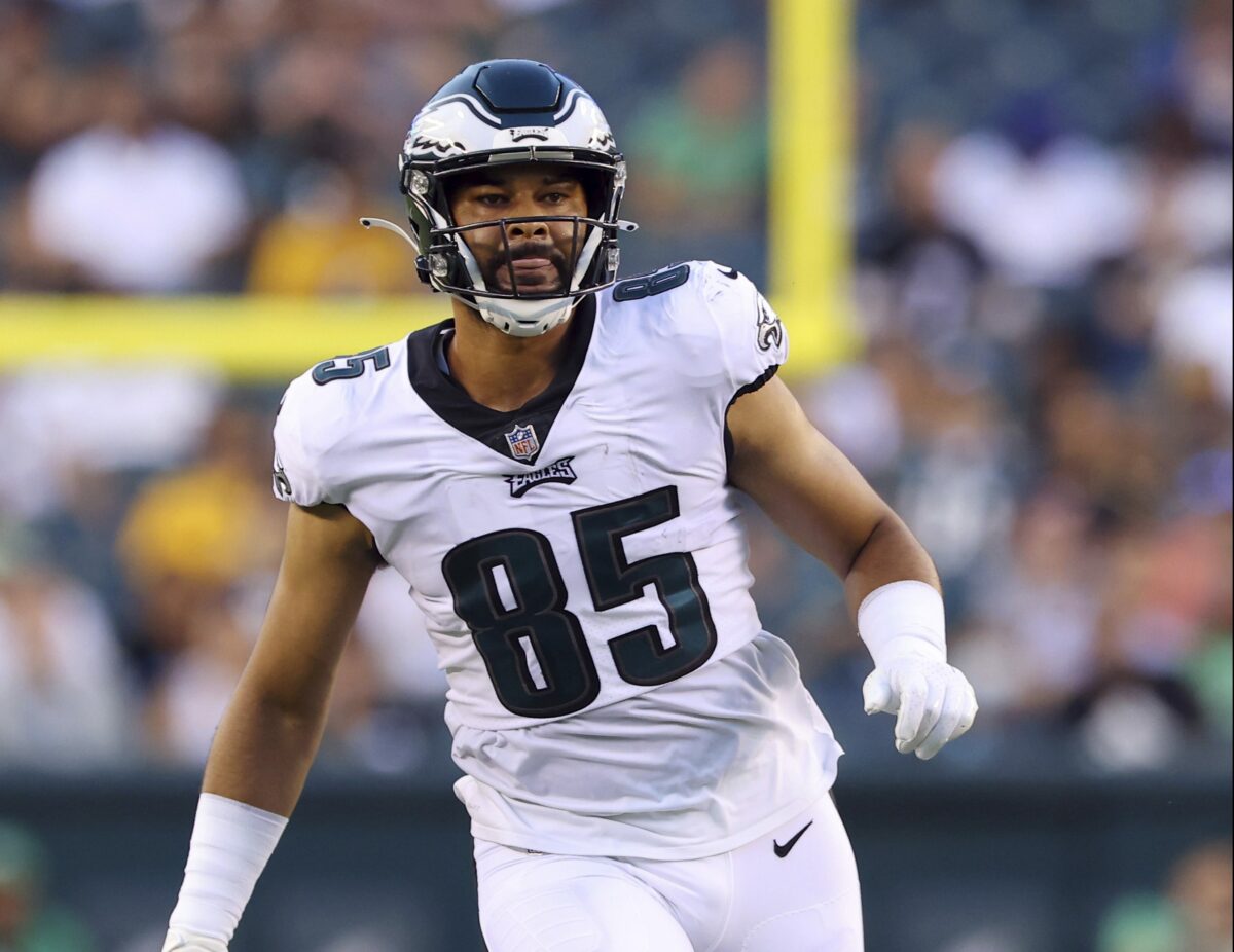 Eagles announce 5 roster moves ahead of wild card matchup vs. Bucs