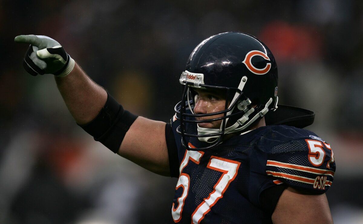 Bears once offered Olin Kreutz $15 an hour to serve as O-line consultant