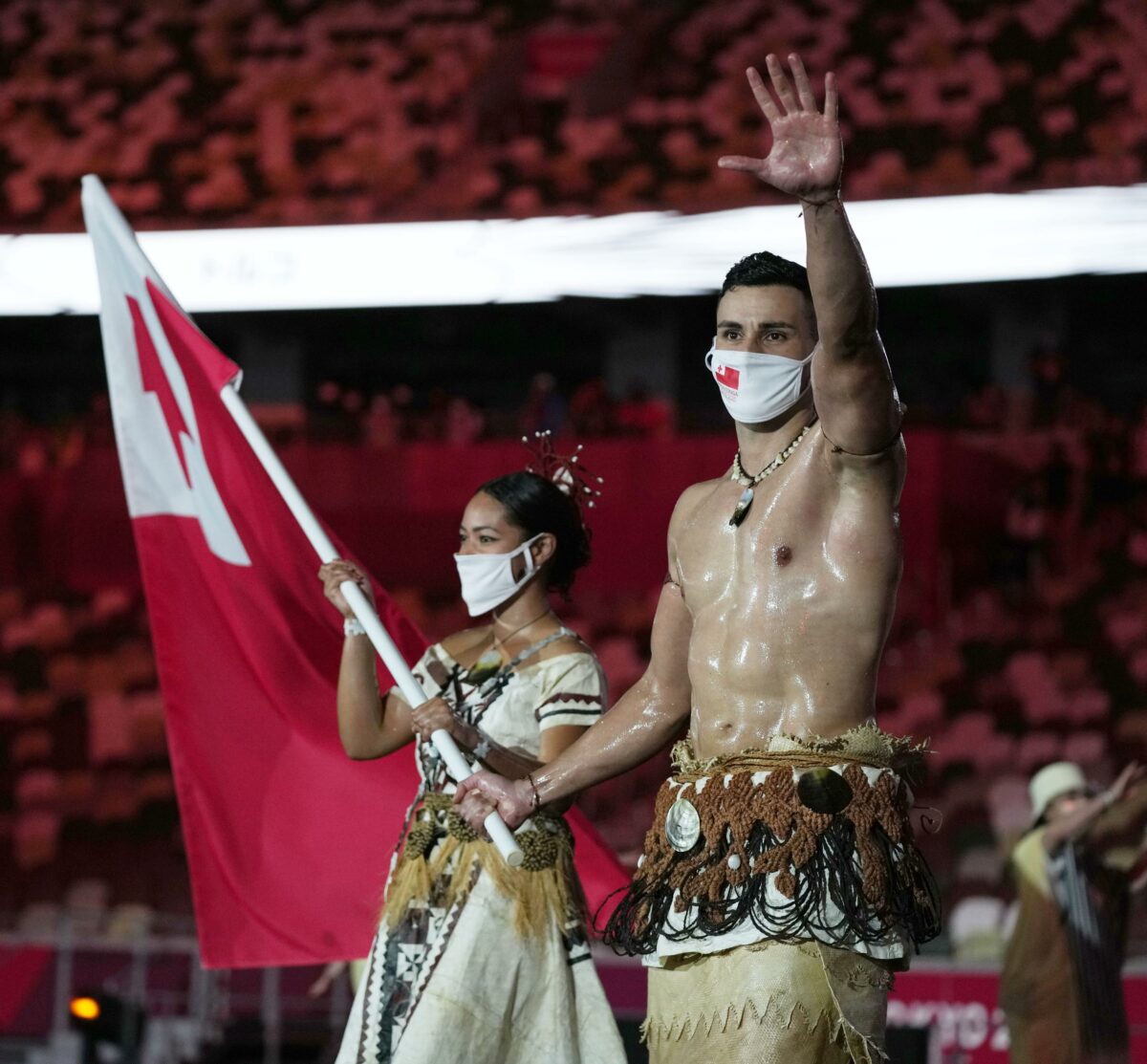 Atleta olímpico crea un fondo para ayudar a Tonga tras la erupción del volcán submarino