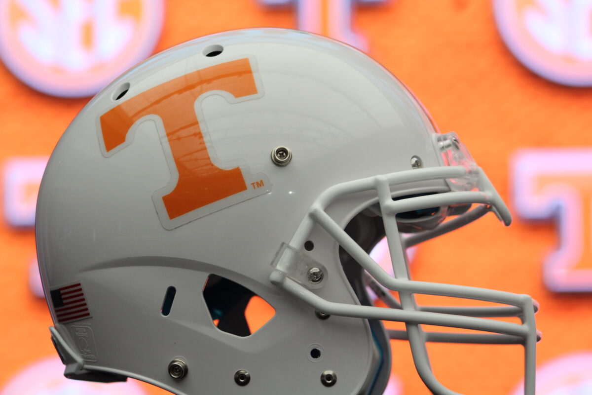 Derek Taylor announces commitment to Tennessee