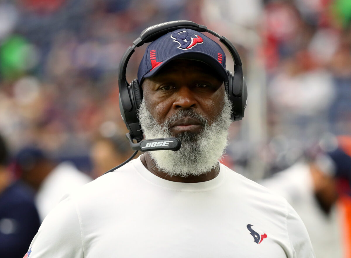Fire alarm interrupts press conference as Texans introduce Lovie Smith