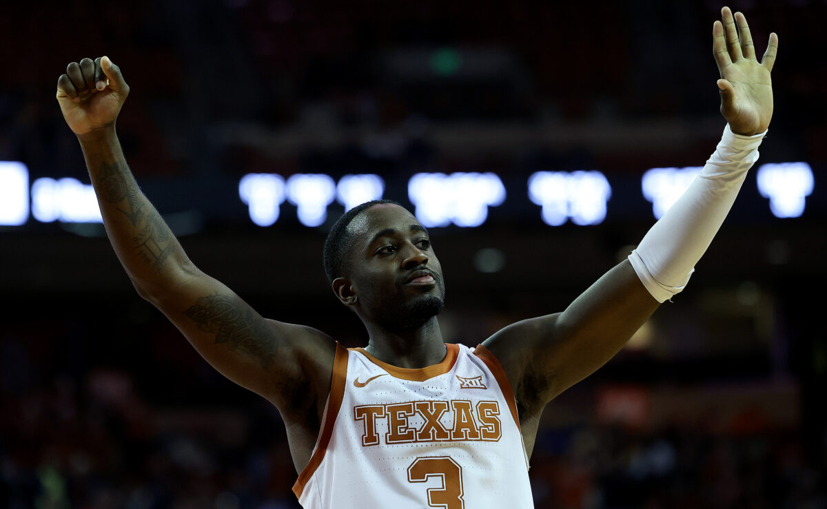 Texas jumps one spot in latest Ferris Mowers Coaches Poll after defeating TCU, West Virginia