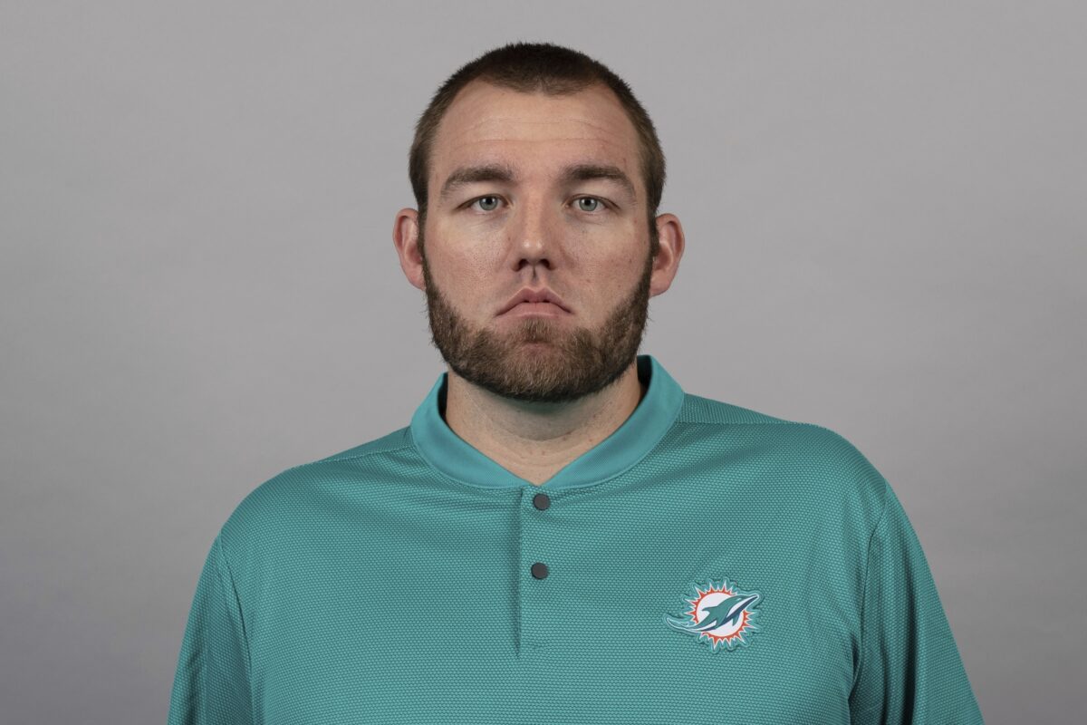 Report: Dolphins retain defensive line coach, lose outside linebackers coach