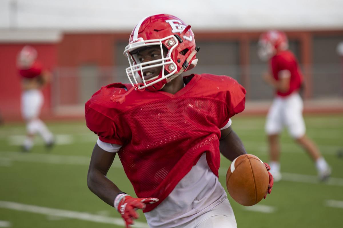 WATCH: Texas target Rueben Owens shows off his receiving skills