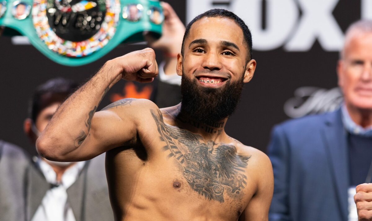 Luis Nery bounces back from setback to outpoint Carlos Castro