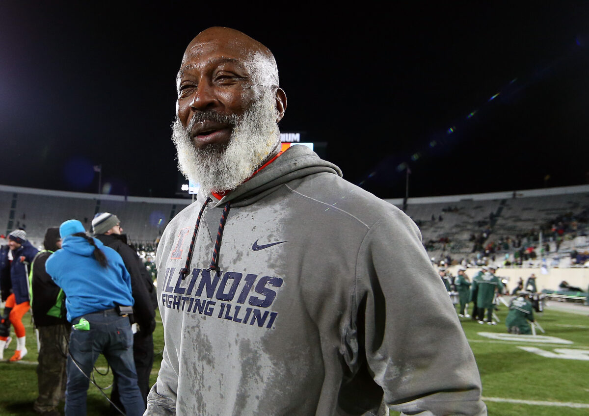 Coaching at Illinois may have helped Lovie Smith’s defense adapt to the NFL