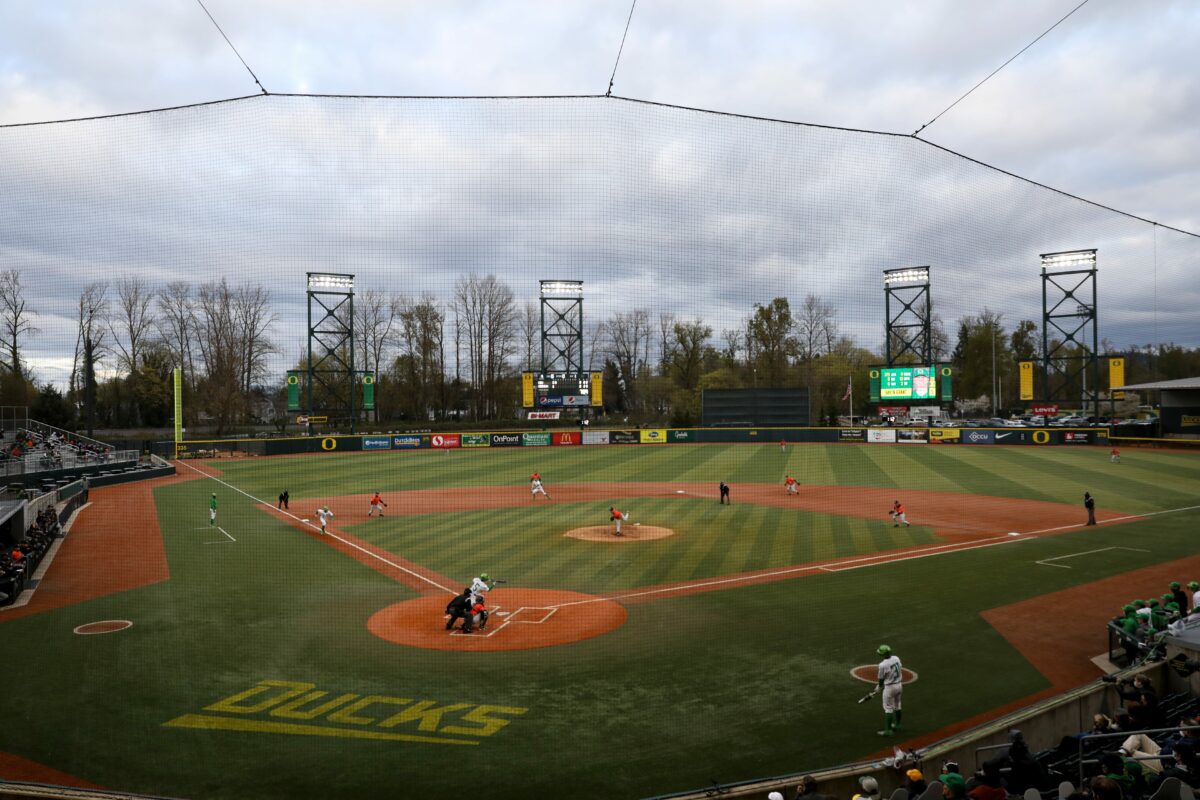 Around the horn: Cromwick’s grand slam lifts Oregon past San Diego 21-11