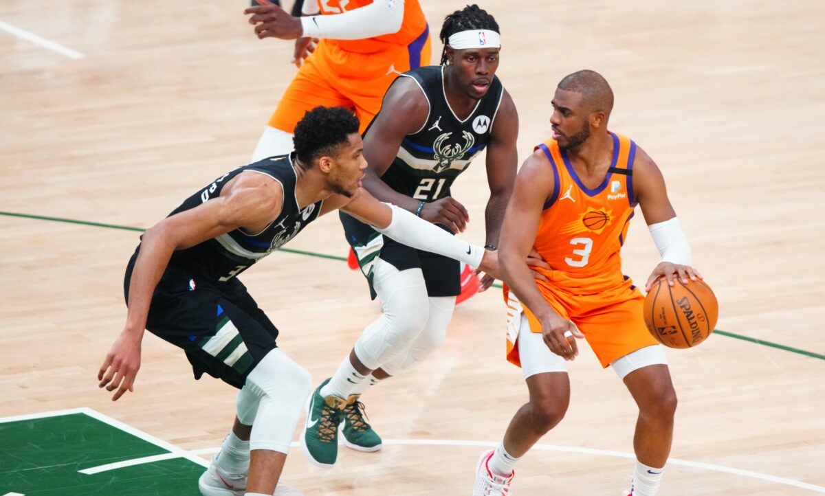 Milwaukee Bucks at Phoenix Suns odds, picks and predictions