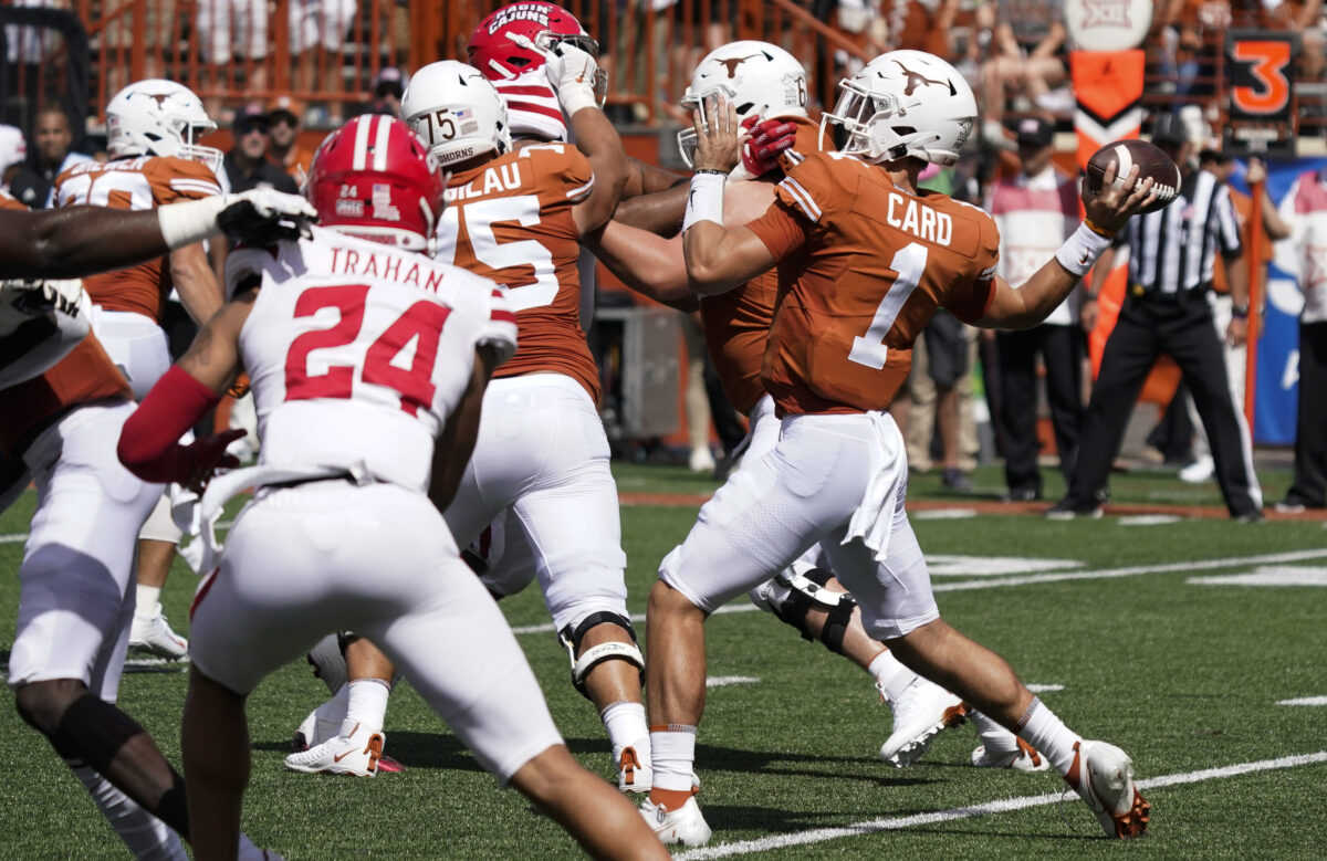 Bleacher Report projects Texas QB Hudson Card to lose job and transfer