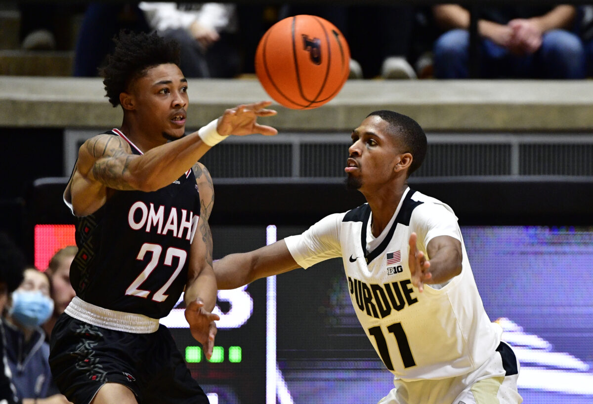 Denver at Omaha odds, picks and prediction